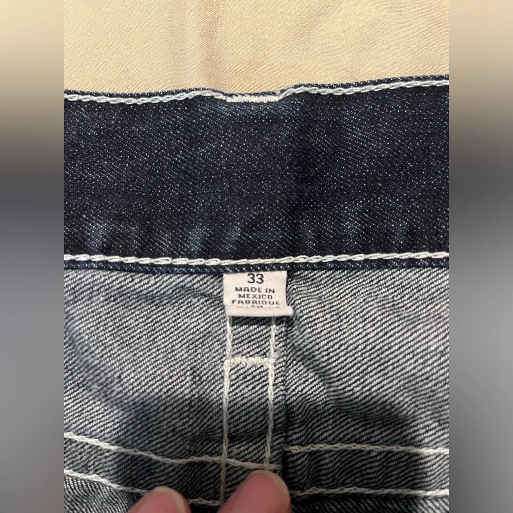 NWOT True Religion Straight Jeans Size 33